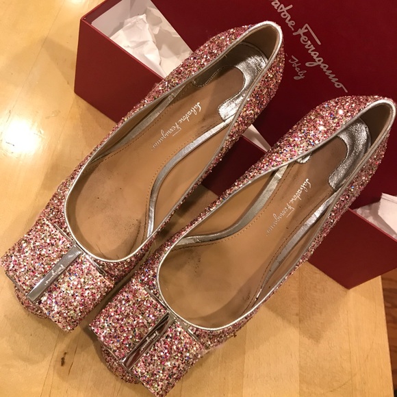 ferragamo capua pump